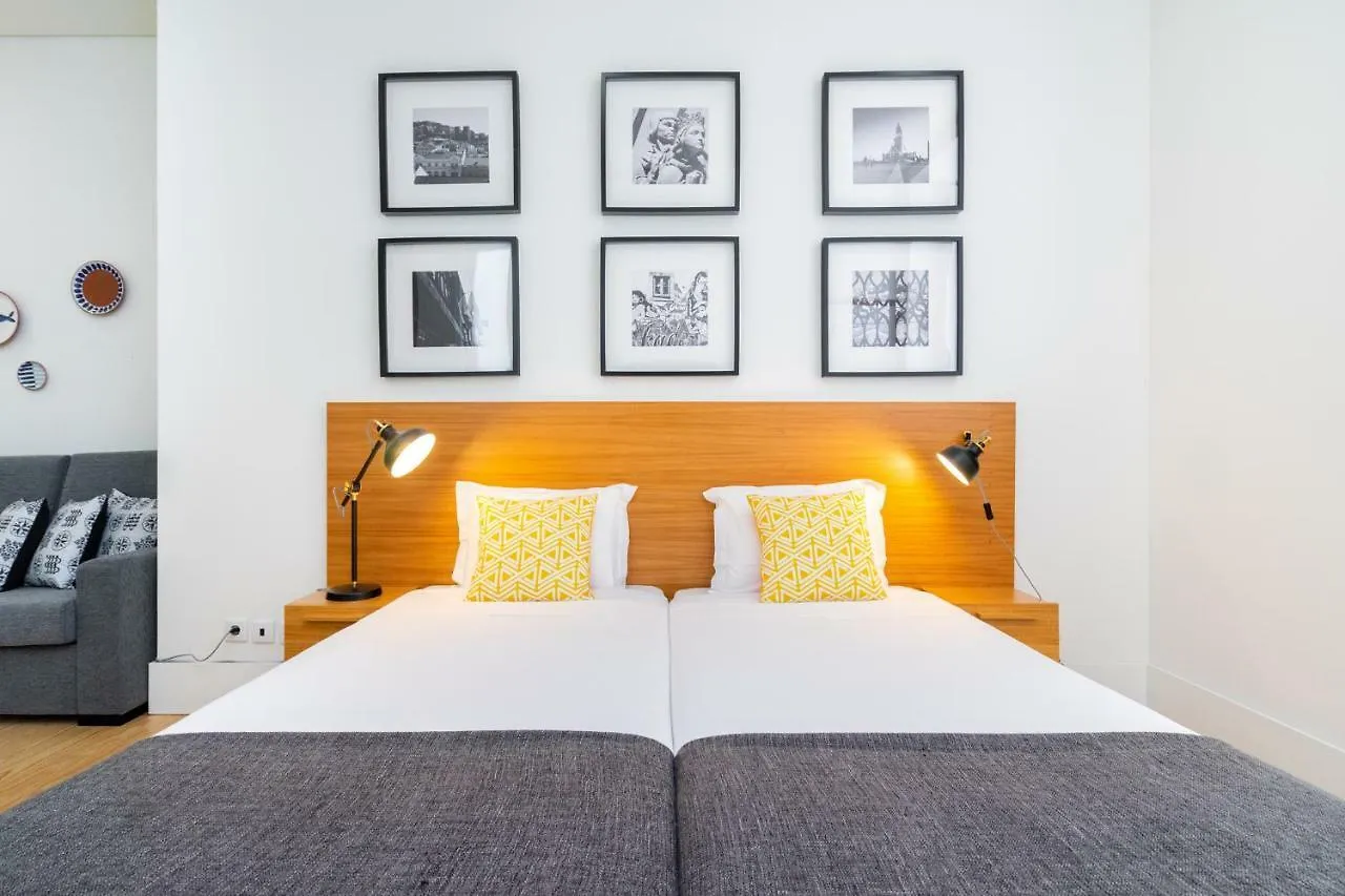ליסבון Porta Do Mar Deluxe Central Apartments פורטוגל