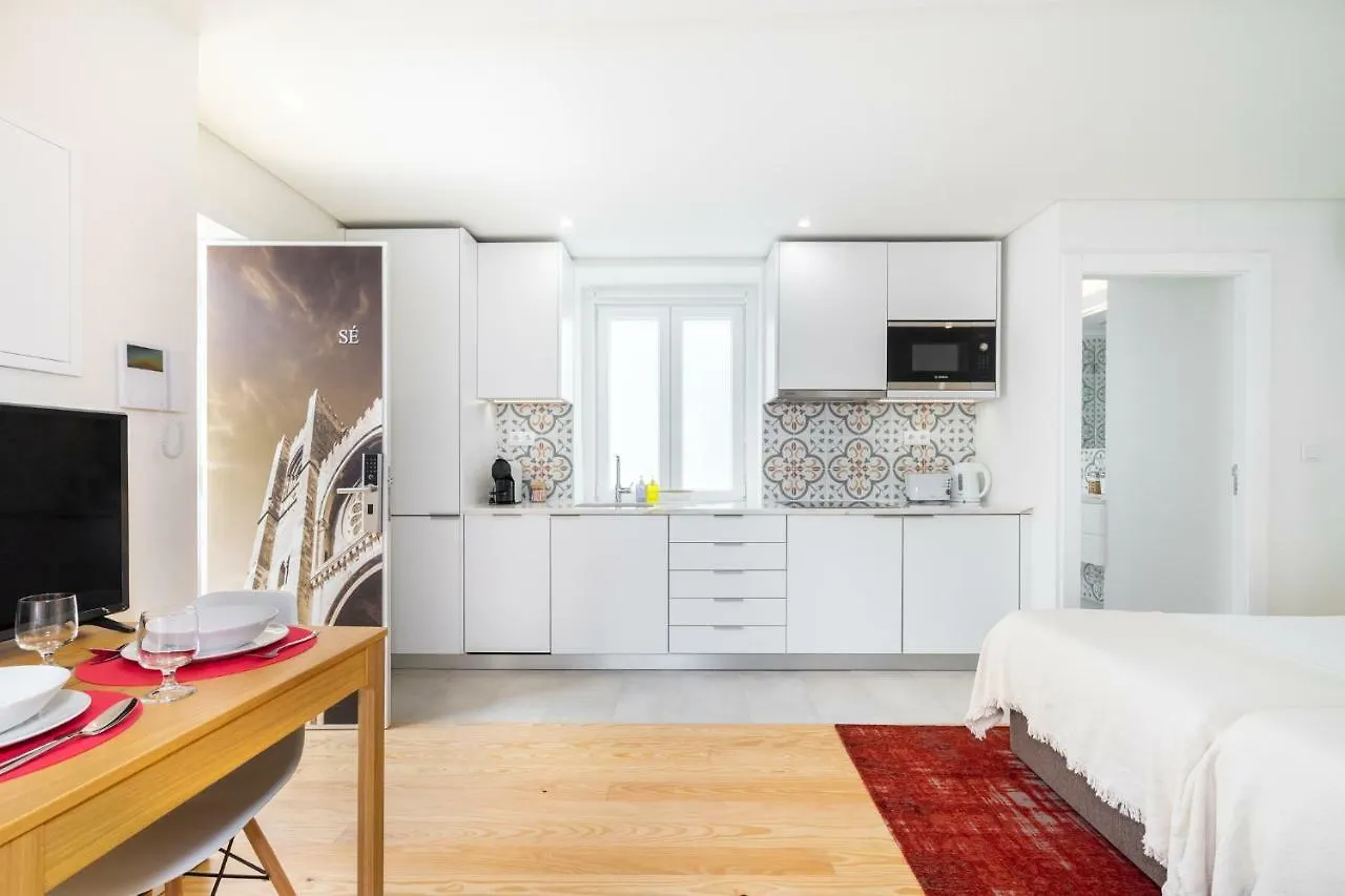 ליסבון Porta Do Mar Deluxe Central Apartments