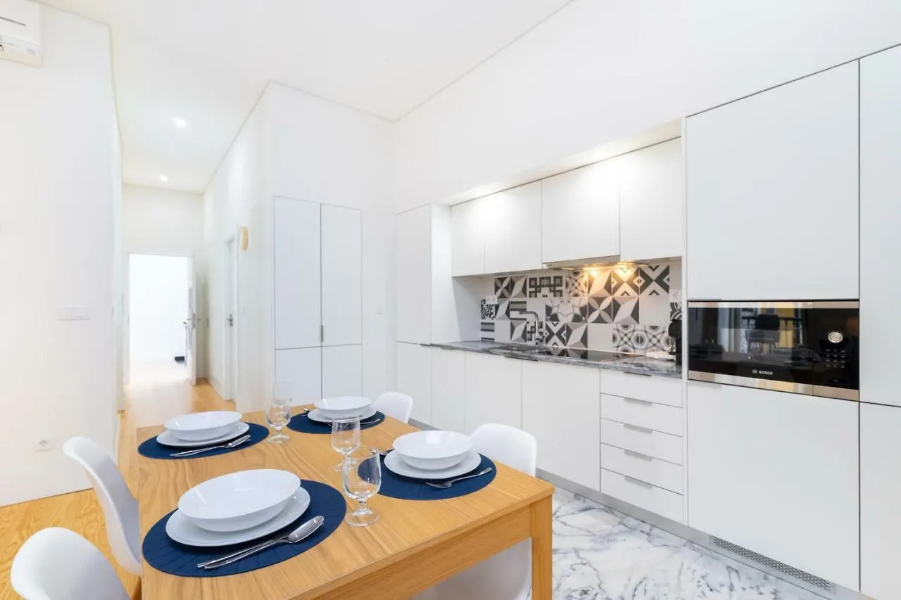 ליסבון Porta Do Mar Deluxe Central Apartments