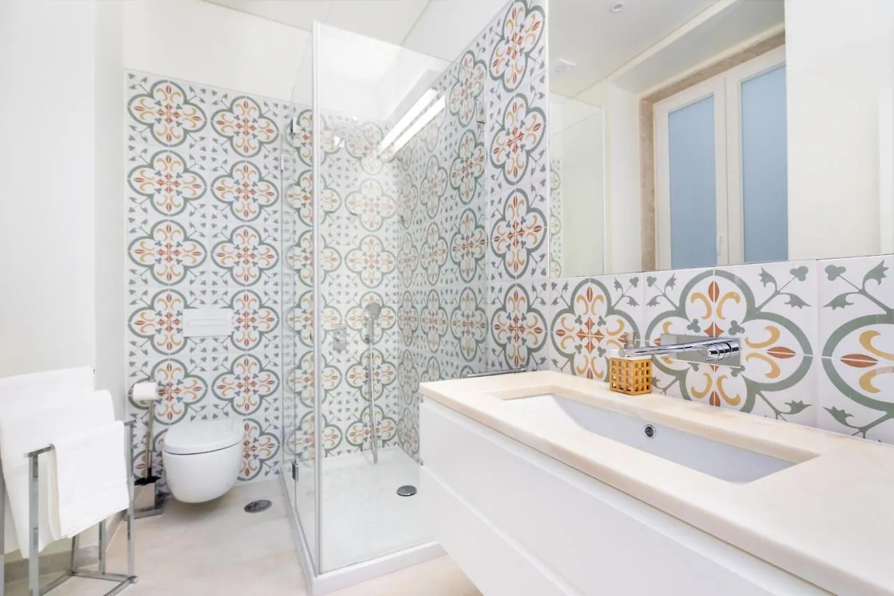ליסבון Porta Do Mar Deluxe Central Apartments