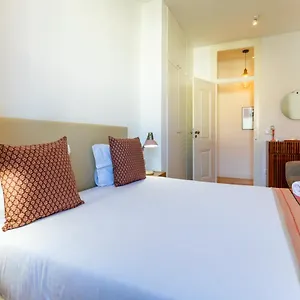 Apartment Santa Catarina By Les Deux Mariettes, Lissabon